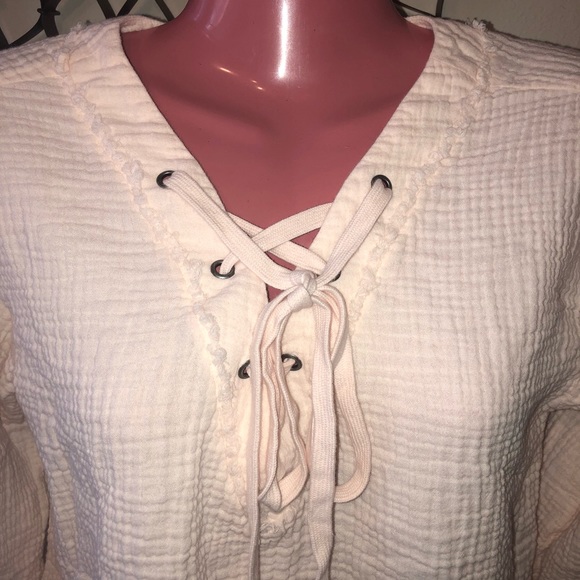 Cloth & Stone | Gauze Bell Sleeve Lace Up Top | S - Picture 3 of 7